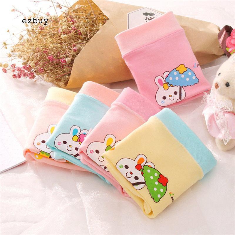 Quần lót chất Cotton hoạ tiết chú thỏ đáng yêu cho bé gái