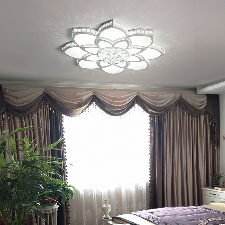 Đèn chùm pha lê phòng khách đẹp - HOMELADY09