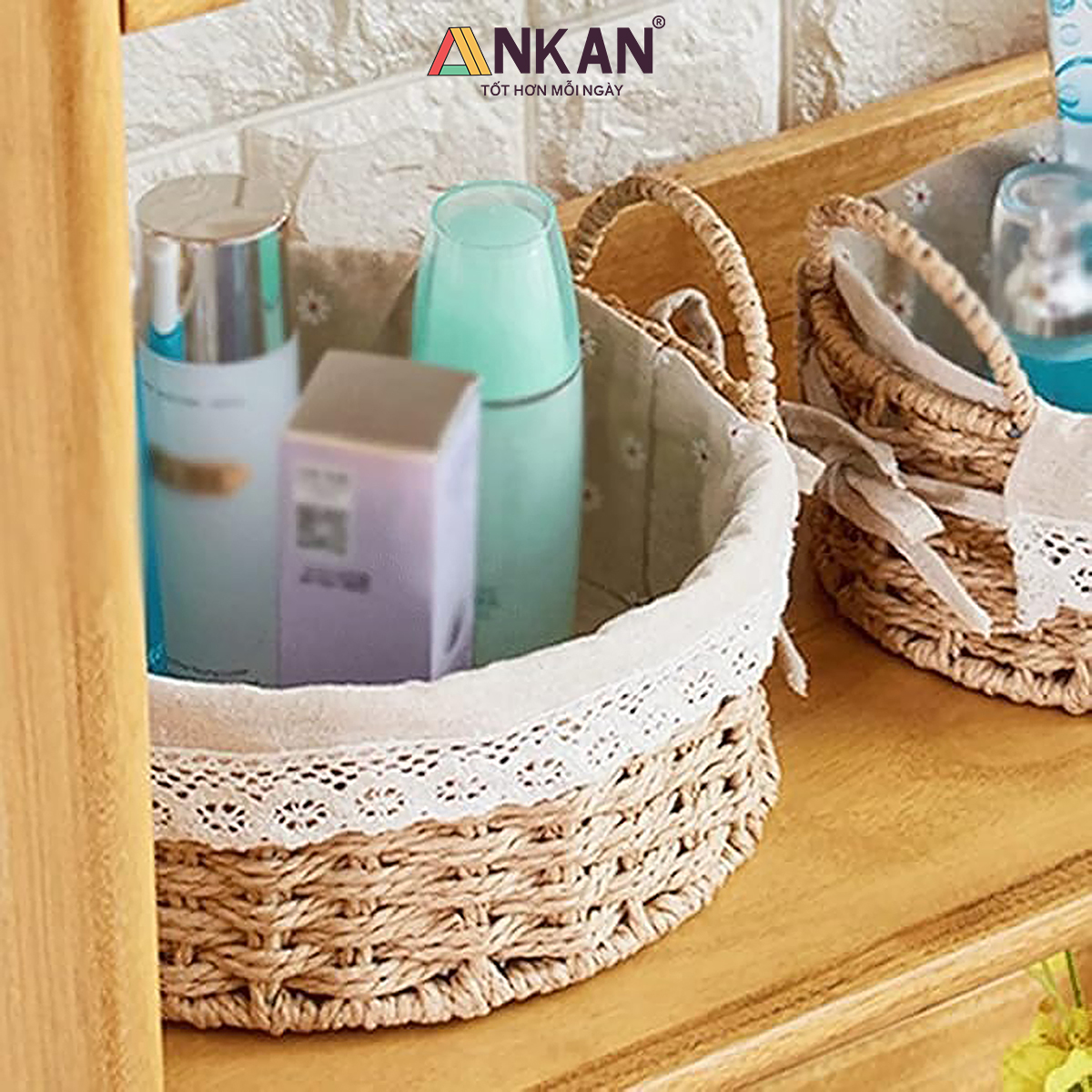 Giỏ Picnic Hình Tròn Có Quai – Đan Tay Thủ Công, Lót Vải Hoa Vintage, Giỏ Đựng Đồ Trang Trí Xinh Xắn