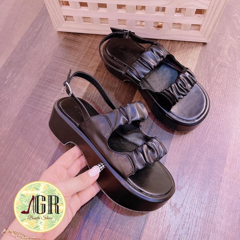 Sandal xuồng mềm 2 quai nhún khoá gài cao 5 cm