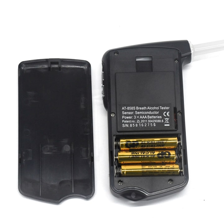 Máy đo nồng độ cồn trong hơi thở Alcohol Tester AT-585S