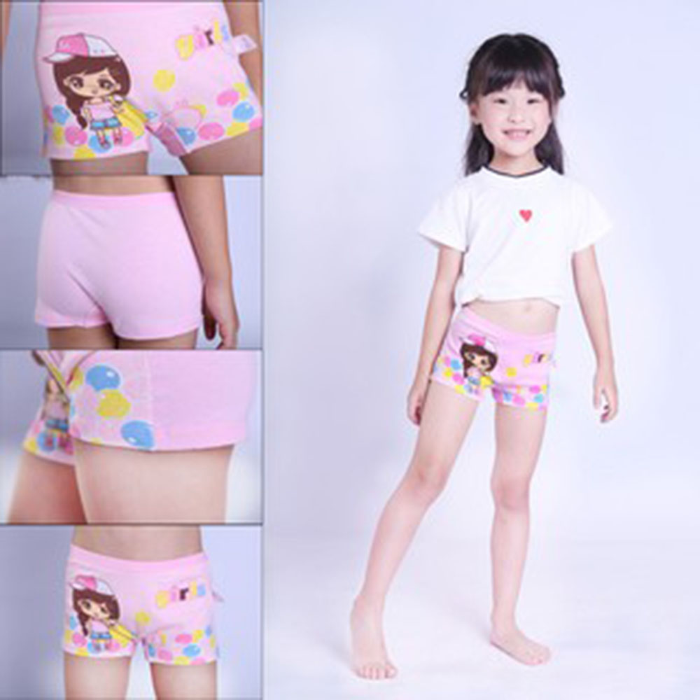 Bộ 4 quần chip đùi cho bé gái, vải cotton, 4 quần hình ảnh bé gái, công chúa khác nhau.