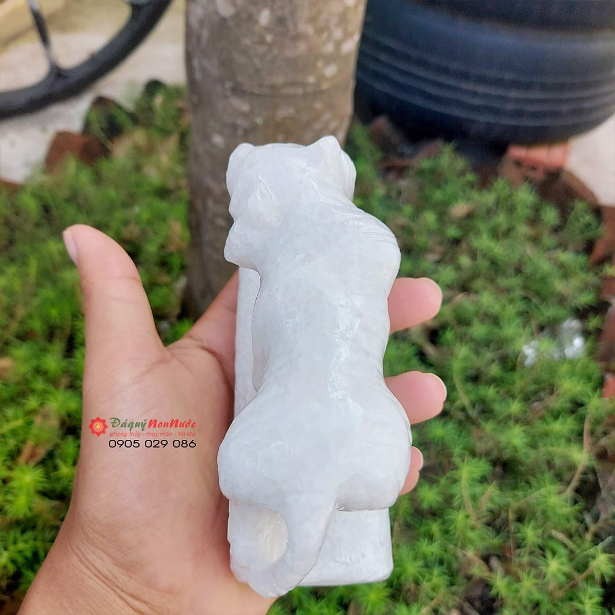 Tượng đá cọp 12 con giáp phong thủy đá trắng 10cm đá Non Nước