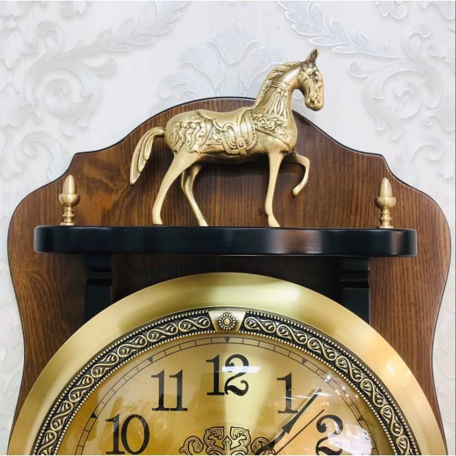Đồng hồ treo tường con ngựa DHTT12 - gỗ và hợp kim mạ đồng cao cấp.