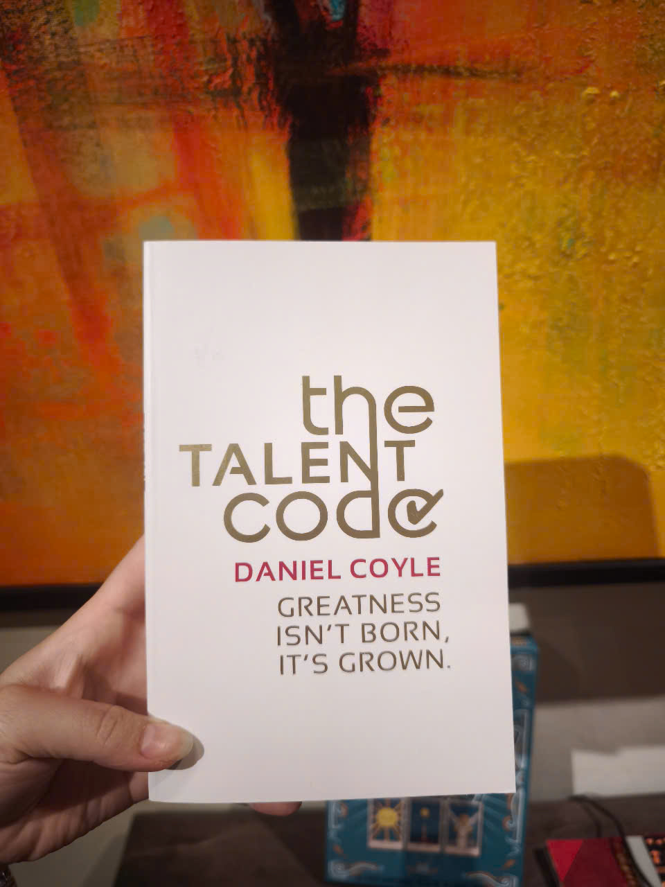Sách - The Talent Code: Greatness isn't Born, It's Grown by Daniel Coyle - Nonfiction/ Psychology /Self Help in English