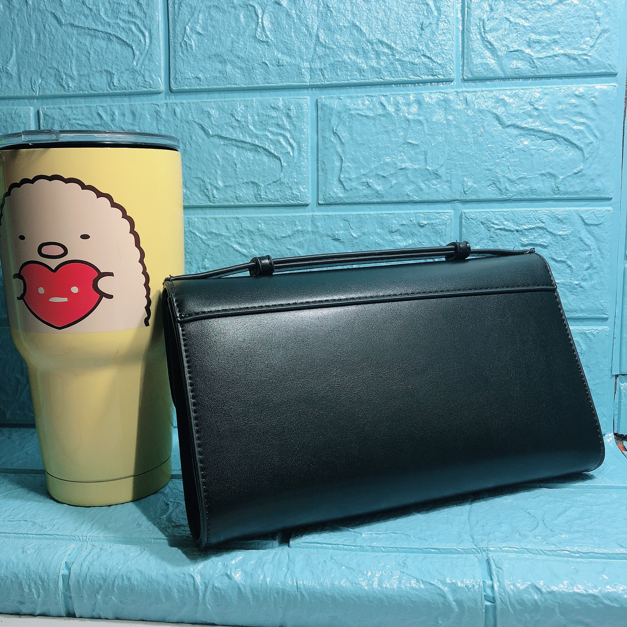 Clutch Đen Có Thể Cầm Tay, Đeo Vai, Đeo Chéo Size 23 x 14 cm
