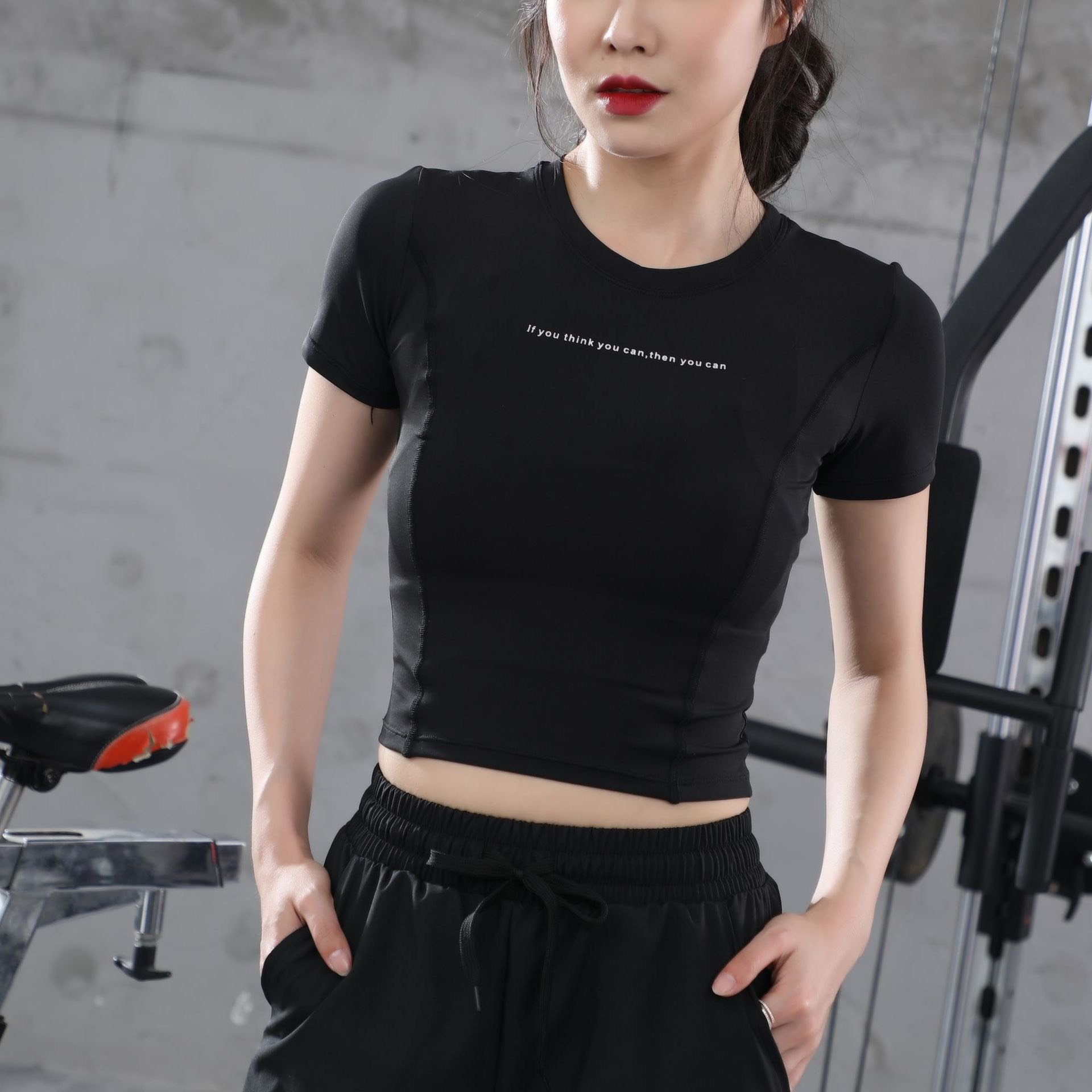 Áo tập gym nữ, áo Croptop tập gym cộc tay ôm body tôn dáng hiệu quả, chất liệu cao cấp thoáng mát