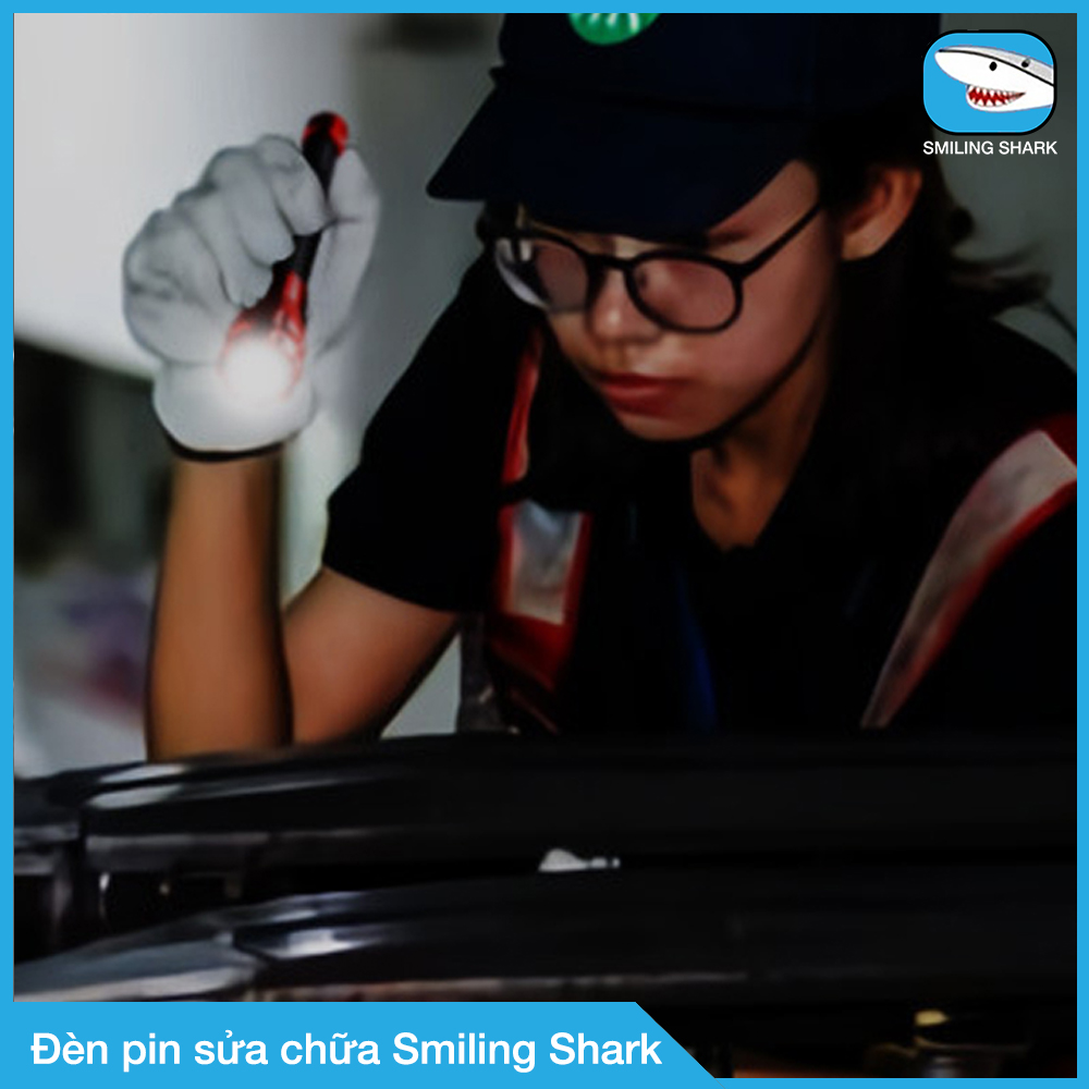 Đèn pin mini nhỏ gọn sửa chữa máy móc, xe cộ, đường ống, hệ thống điện, bảo dưỡng máy, hầm ngầm, chống nước, chịu va đập cực mạnh thương hiệu Smiling Shark - Hàng chính hãng