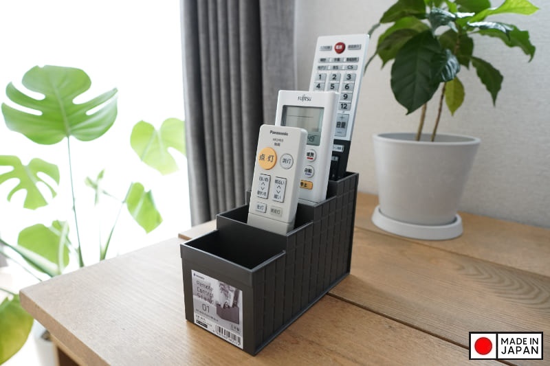 Ống đựng remote, vật dụng 4 ngăn