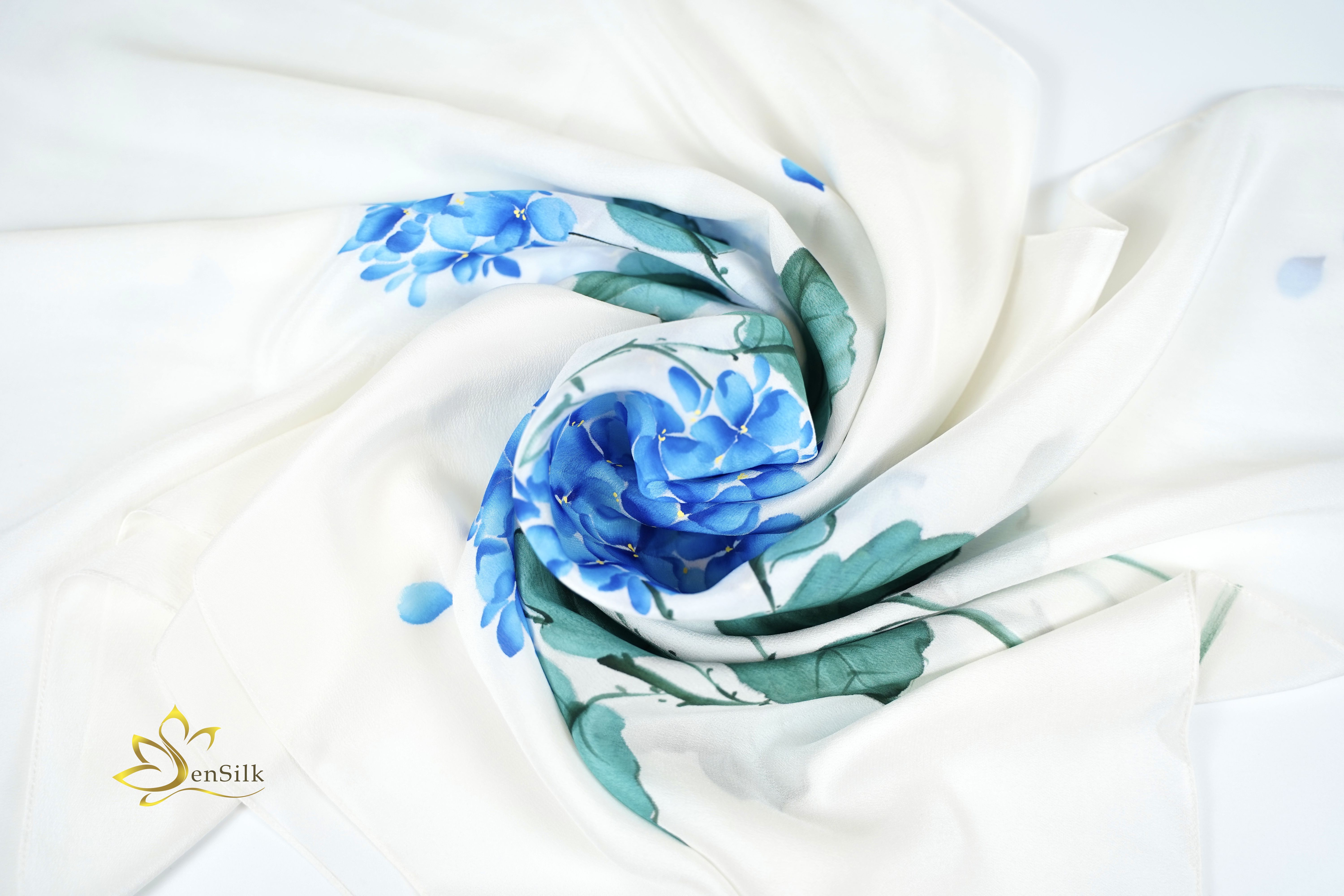 Silk Hand Painted 100% Pure Silk - Khăn Lụa Cao Cấp Vẽ Tay Cẩm Tú Cầu - Quà Tặng Khăn Lụa