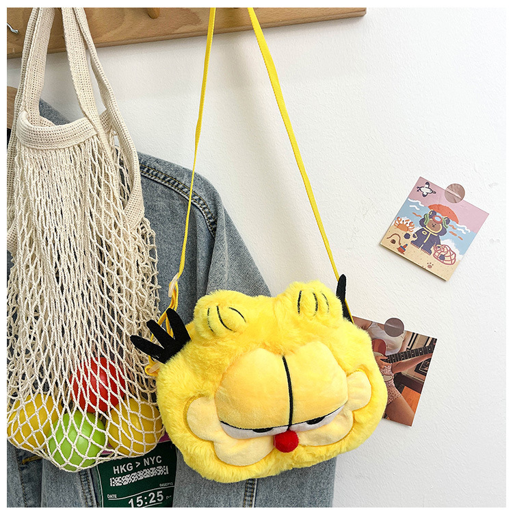 Túi Gấu Bông Gòn Đeo Chéo, Túi Mèo Garfield Siêu Quậy