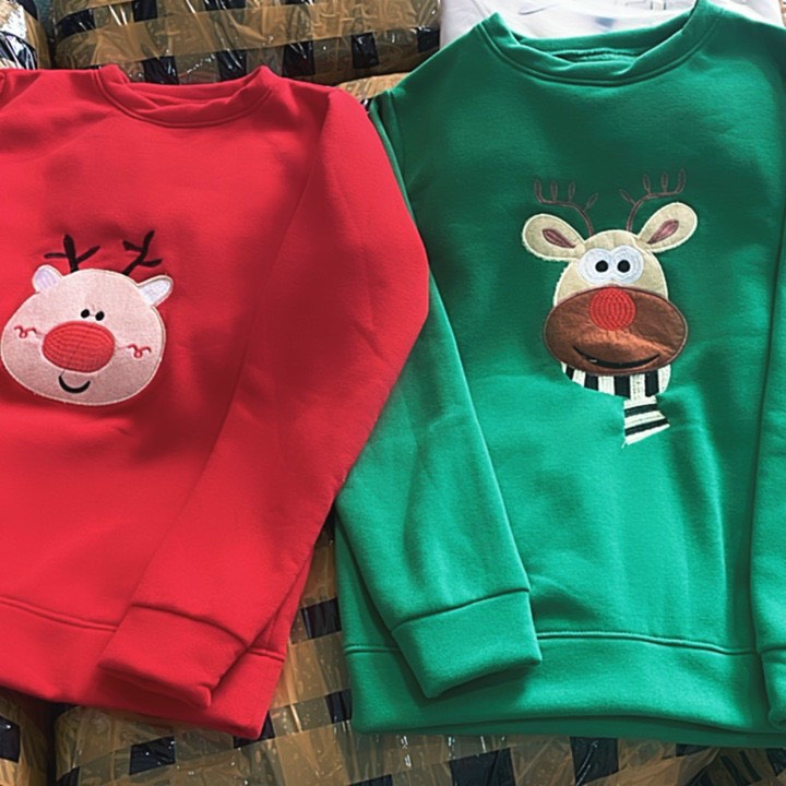 Sweater thêu Noel