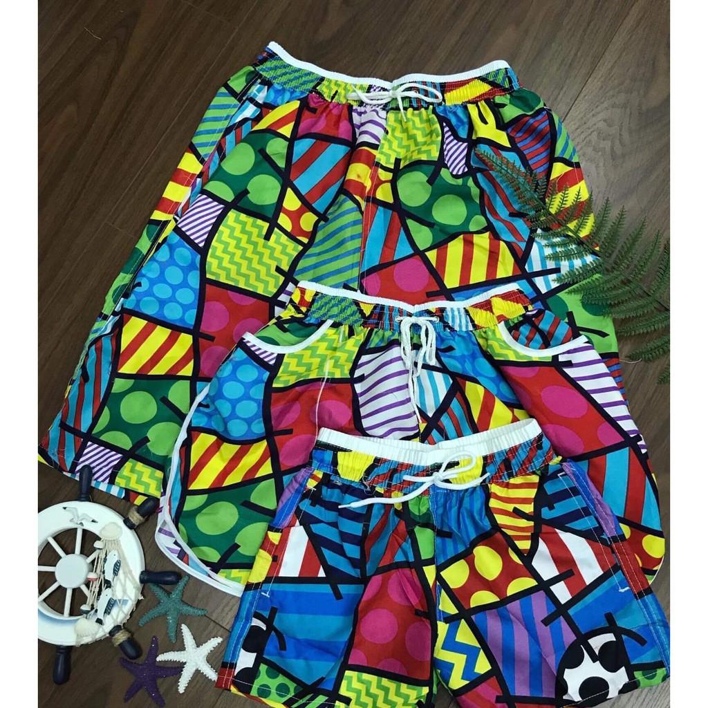 Quần áo đi biển nhóm, gia đình in họa tiết cầu vồng nổi bật