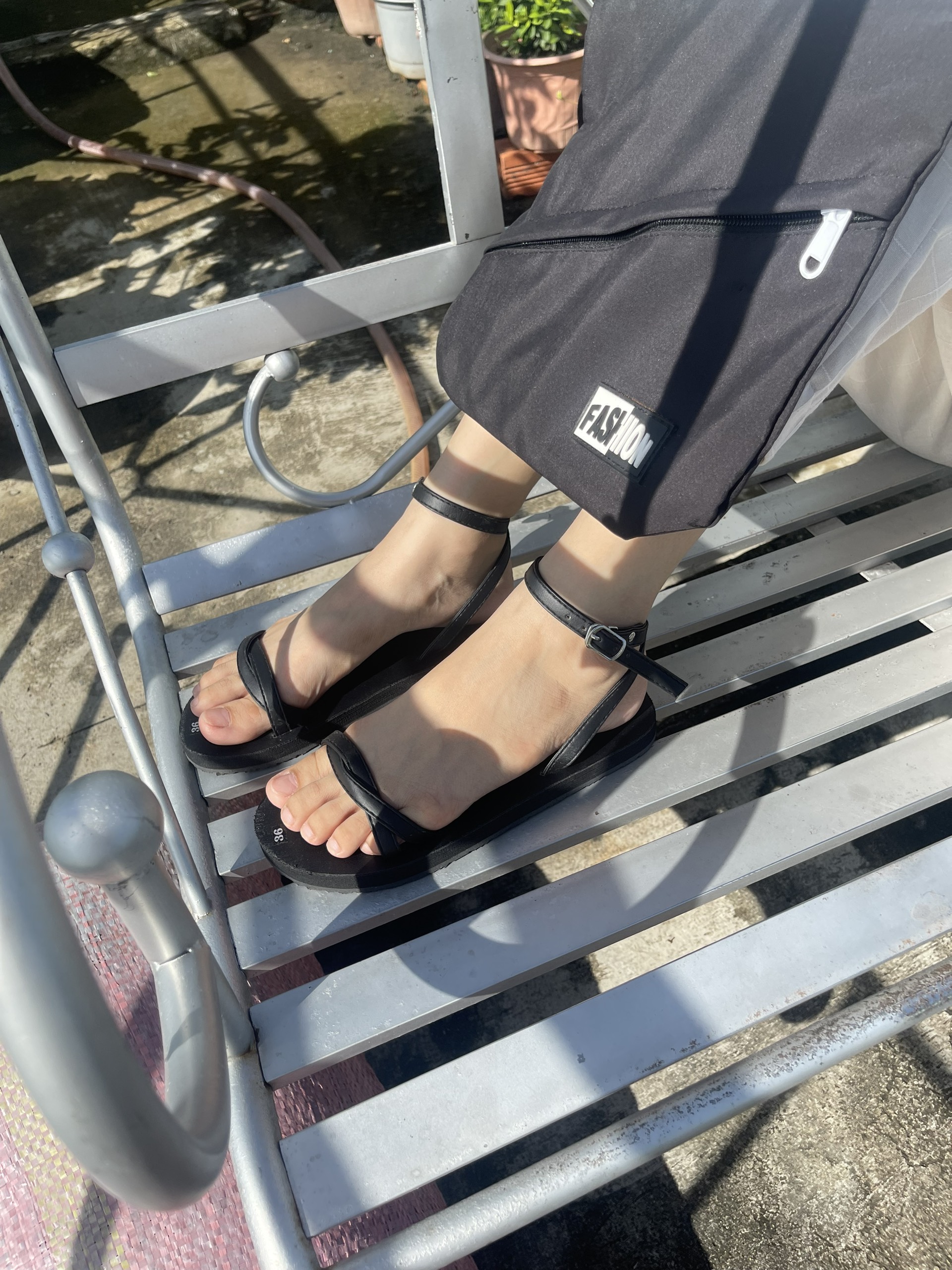 Déo sandal nữ đế đen quai đen dây mảnh size từ 35 nữ đến 40 nữ