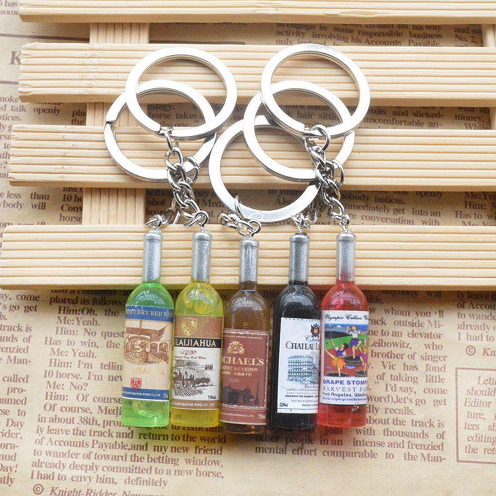 Móc khóa hình chai rượu xinh xắn