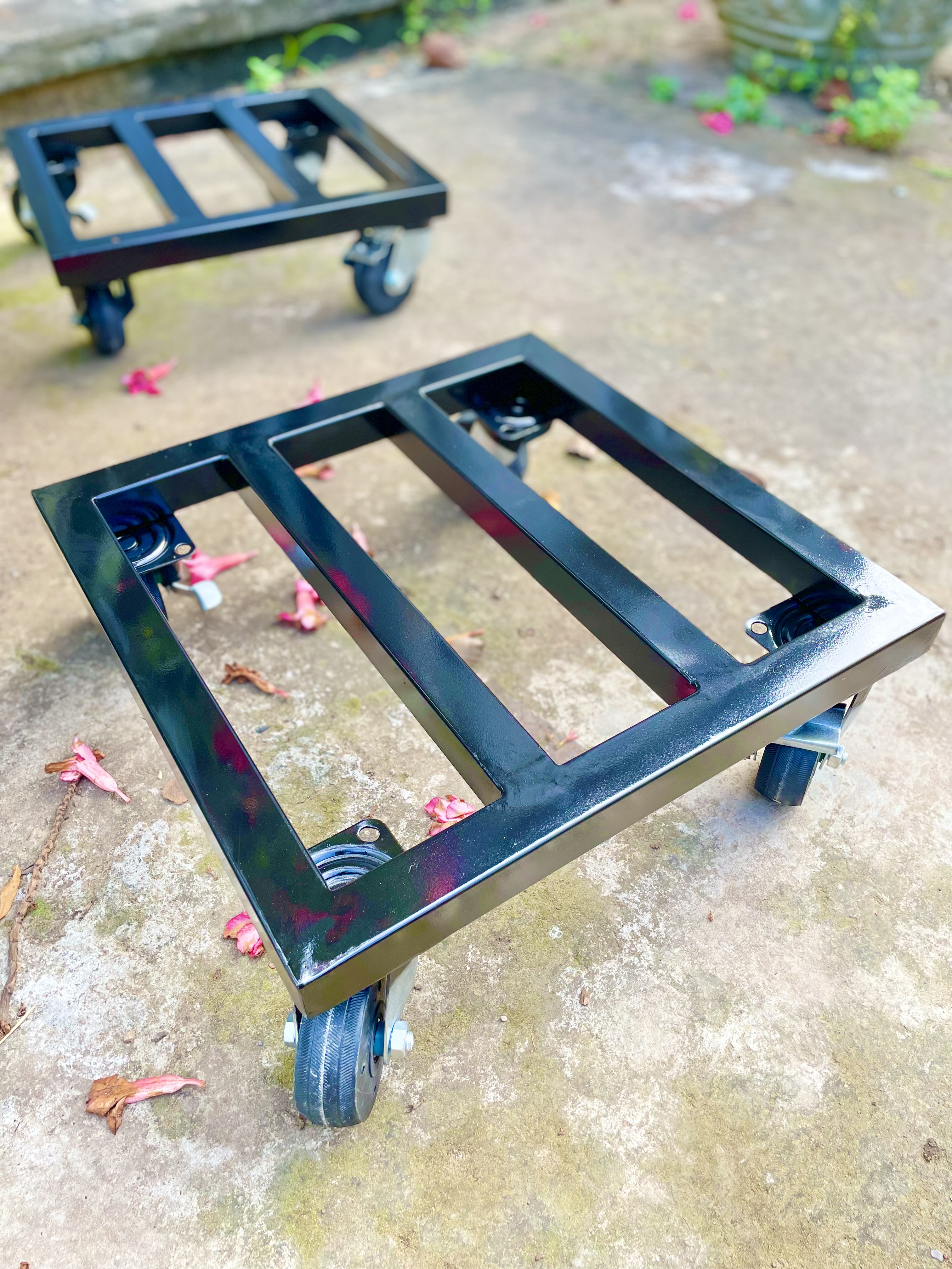 Bệ đỡ chậu kiểng size 50x50 - Đôn kê chậu kiểng bánh xe - Chịu tải 500KG
