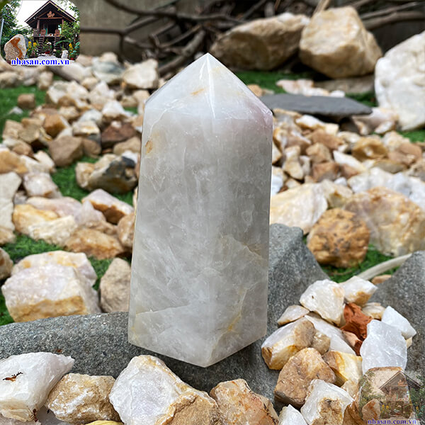 Trụ lục giác đá thạch anh trắng tự nhiên phong thủy-1.7kg  -T616