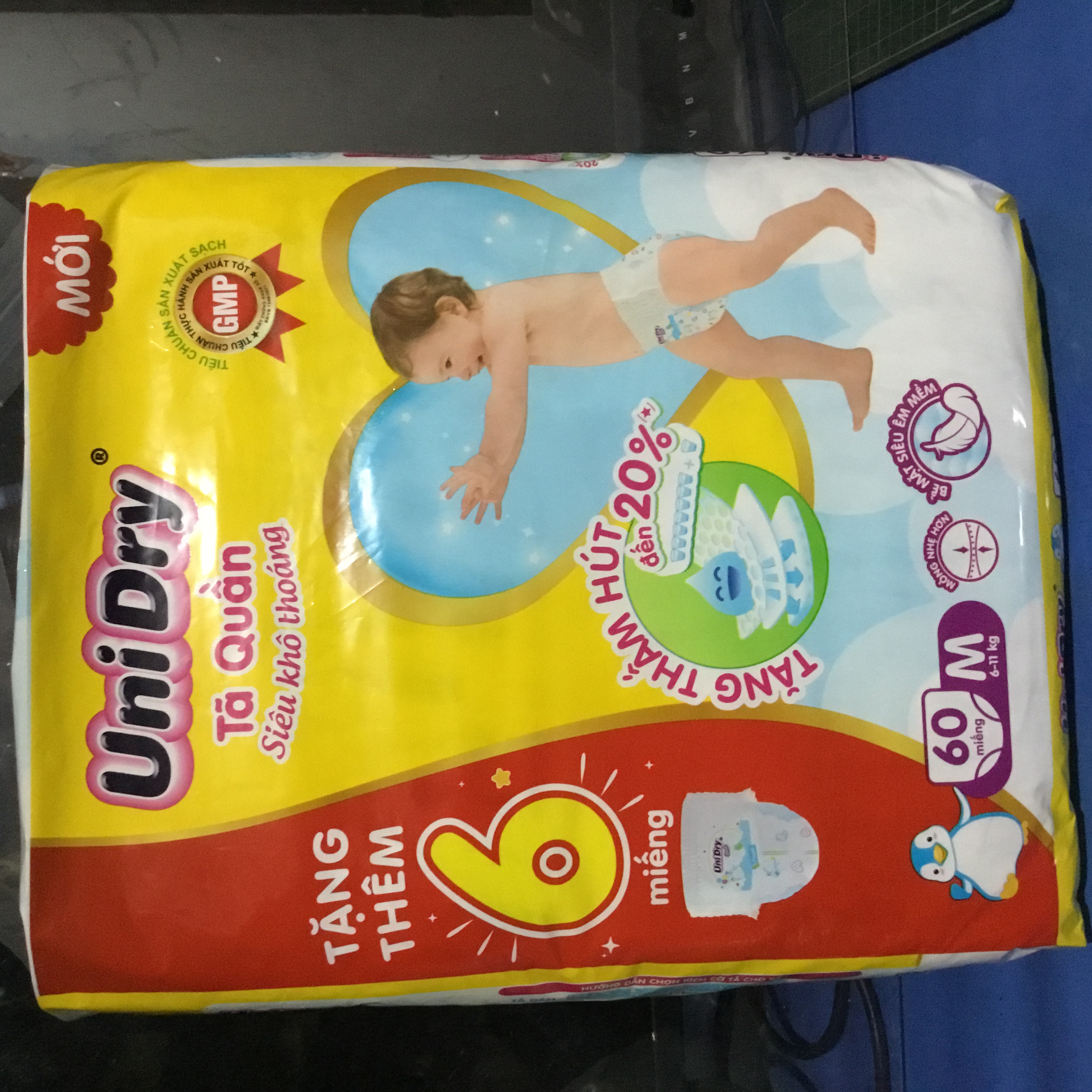 Tặng thêm 4 miếng Bên Trong - Tã Quần UniDry L68 +4 Siêu Khô Thoáng Cho Bé Từ 9-14 kg - Date luôn mới