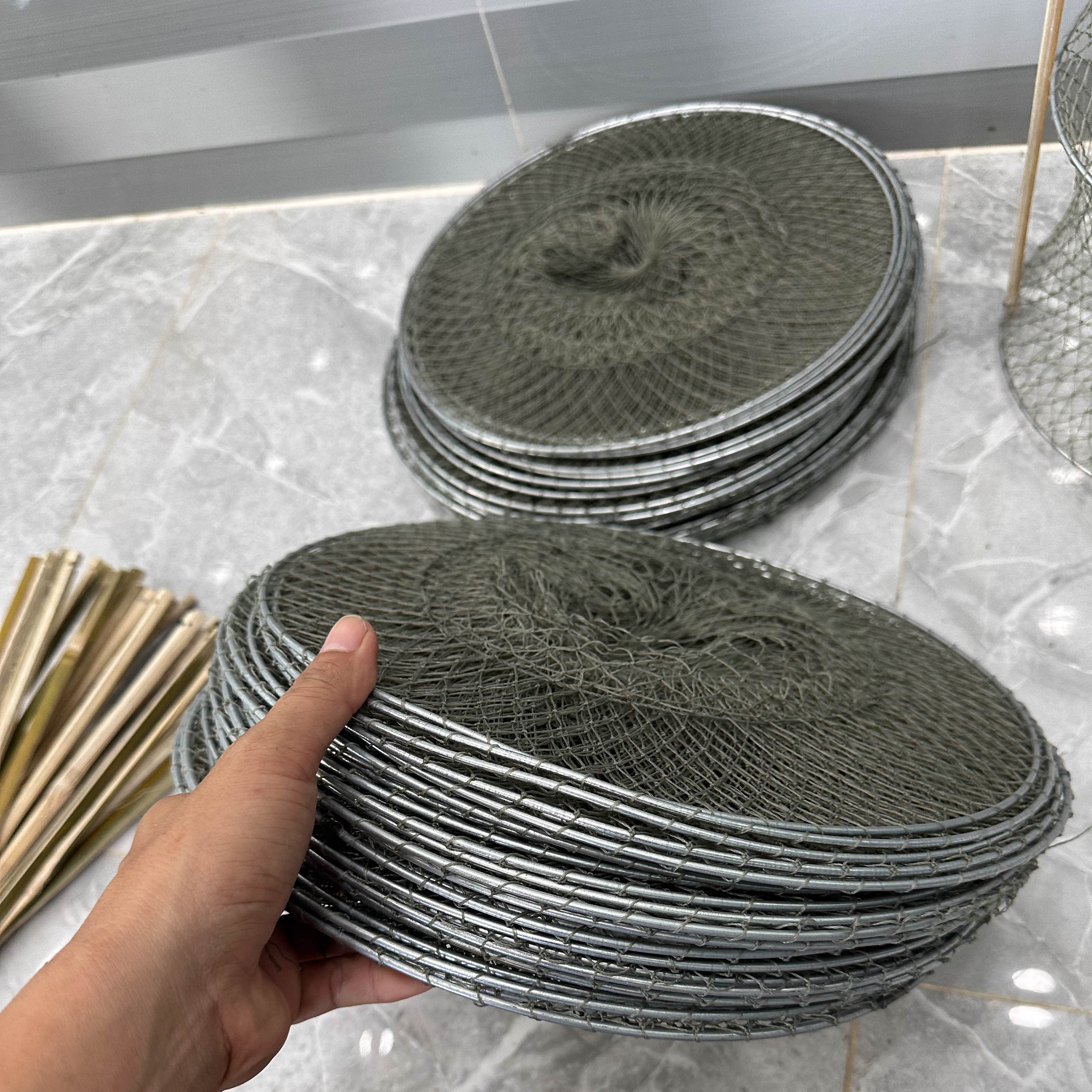 Bẫy Cá Đa Năng Bẫy Được Cua, Cá, Lươn, Ếch, Rắn Loại 52x32 cm