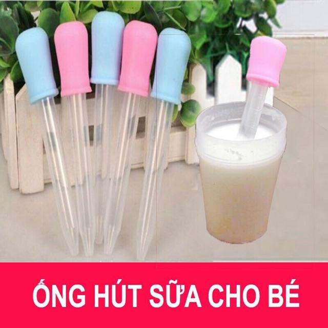 Ống bón sữa cho bé