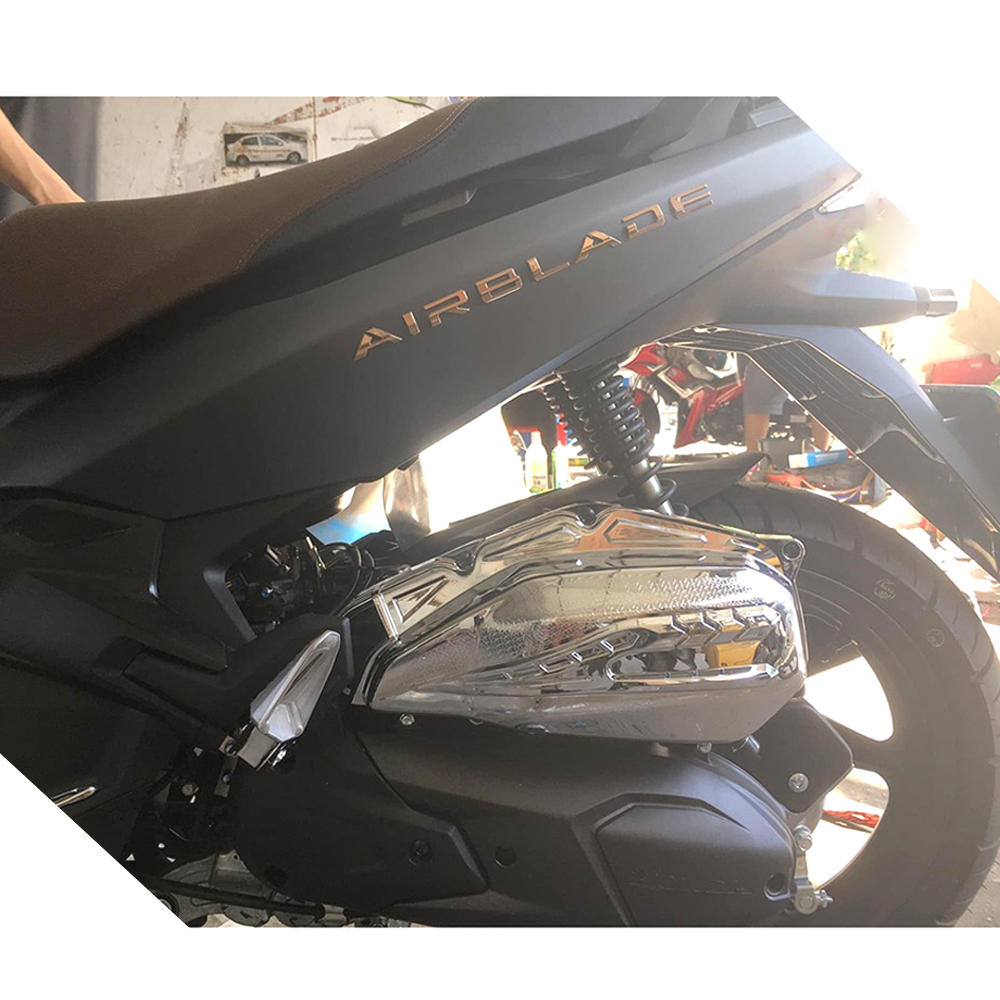 Ốp Pô E Dành Cho AIR BLADE 2020 + Tặng 01 Móc Gắng Chìa Khóa Xe Ngẫu Nhiên
