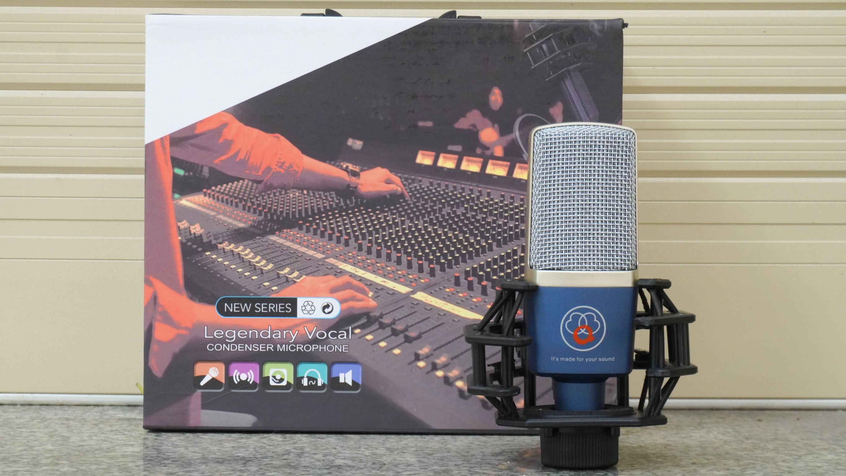 Combo thu âm, livestream Micro AQTA ALC249, Sound card XOX K10 Jubilee - Kèm full phụ kiện kẹp micro, màng lọc, tai nghe, giá đỡ ĐT - Hỗ trợ thu âm, karaoke online chuyên nghiệp - Hàng nhập khẩu