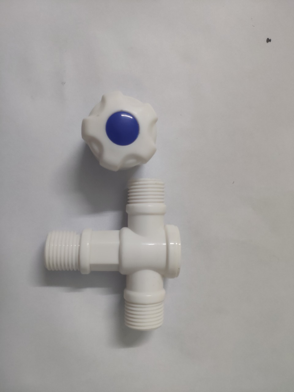 Van T Chia Nước Mở Nhanh