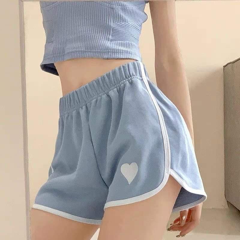 Quần Short Nữ Dáng Thể Thao In Trái Tim Chạy Chỉ Viền