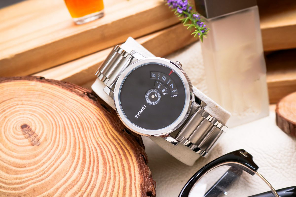 Đồng hồ nam Skmei 1260 dây thép bạc mặt đen