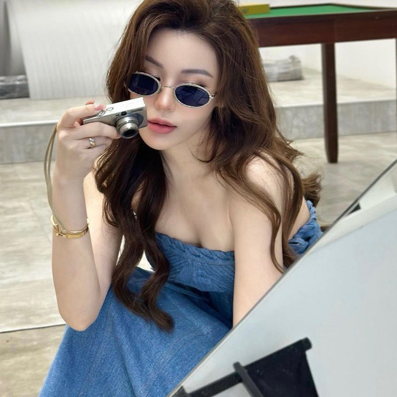 Kính thời trang cao cấp dáng form nhỏ sang chảnh