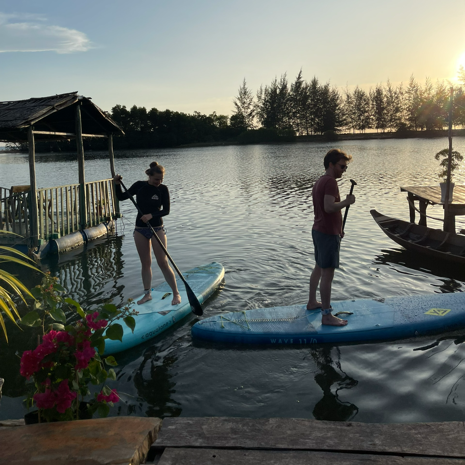 Phú Quốc. Chèo Sup Và Ngắm Hoàng Hôn Tại Ecolodge . Khởi Hành Hàng Ngày.