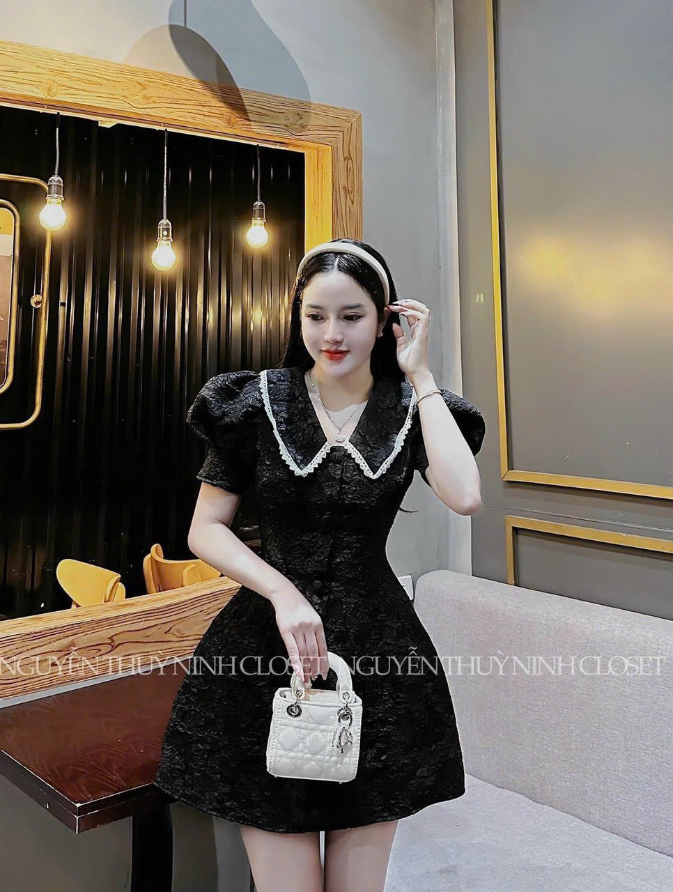 ĐẦM GẤM CỔ VIỀN REN TAY PHỒNG 2 MÀU Y HÌNH