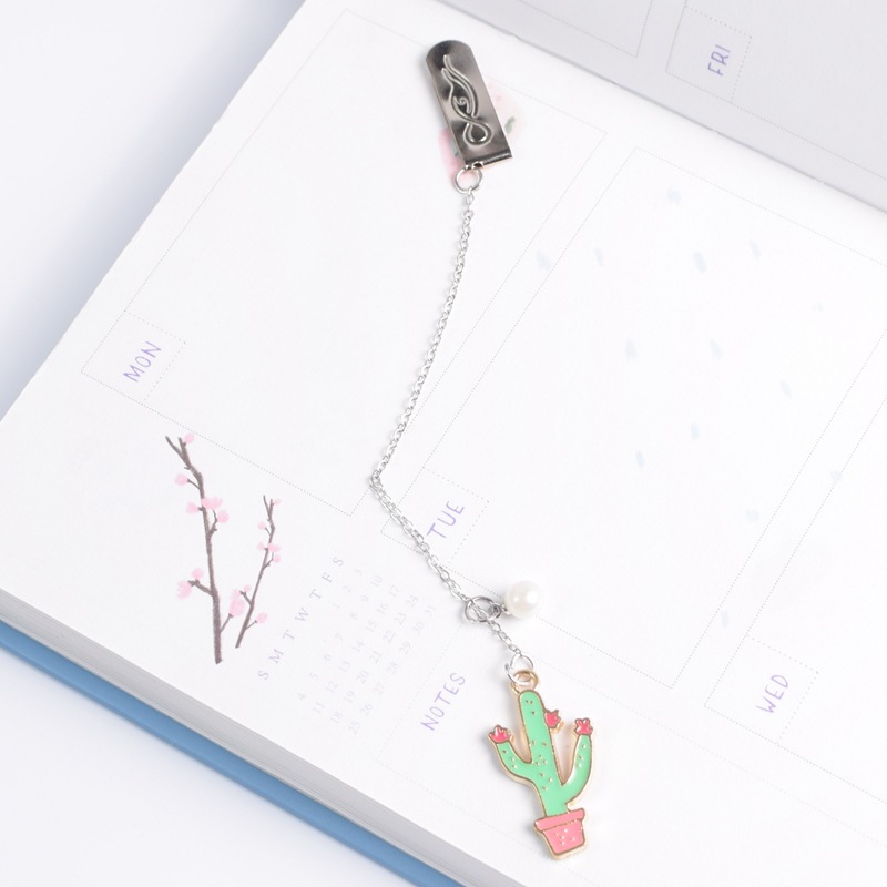 Bookmark Kẹp Sách Kim Loại Phối Charm Hình Cây Xương Rồng