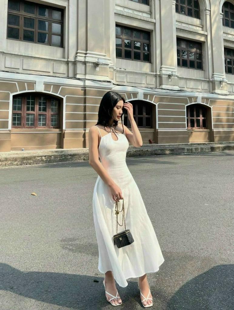 ĐẦM MAXI CỔ YẾM KHOÉT NGỰC 14352