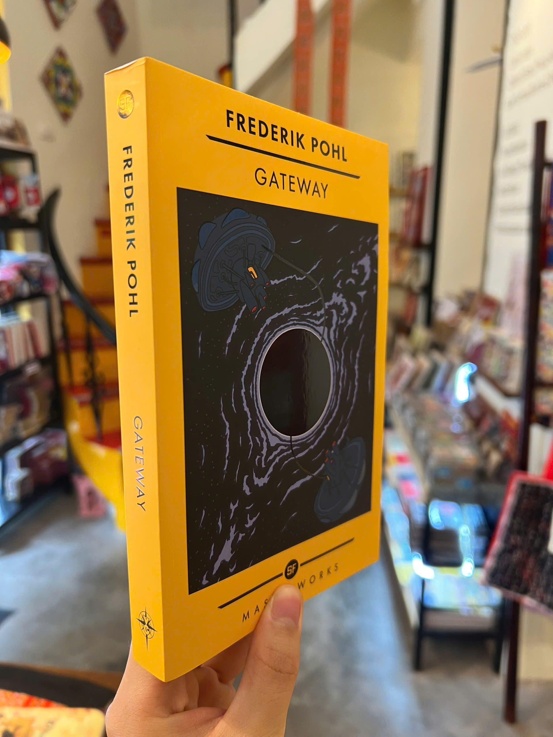Sách - SF Masterworks: Gateway by Frederik Pohl | Science Fiction / Fantasy / Ngoại văn nhập khẩu UK