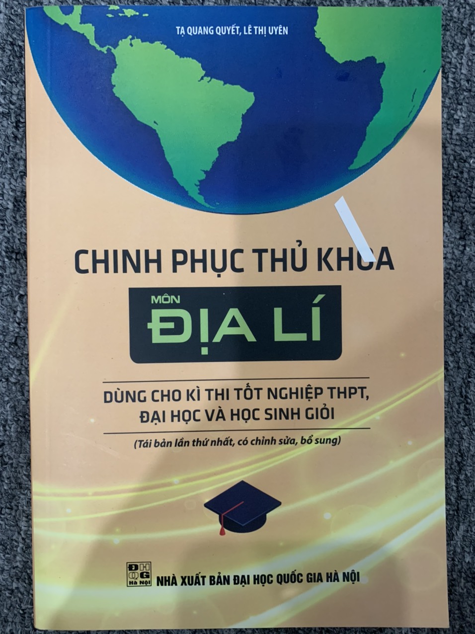 Sách - Chinh phục thủ khoa môn địa lí