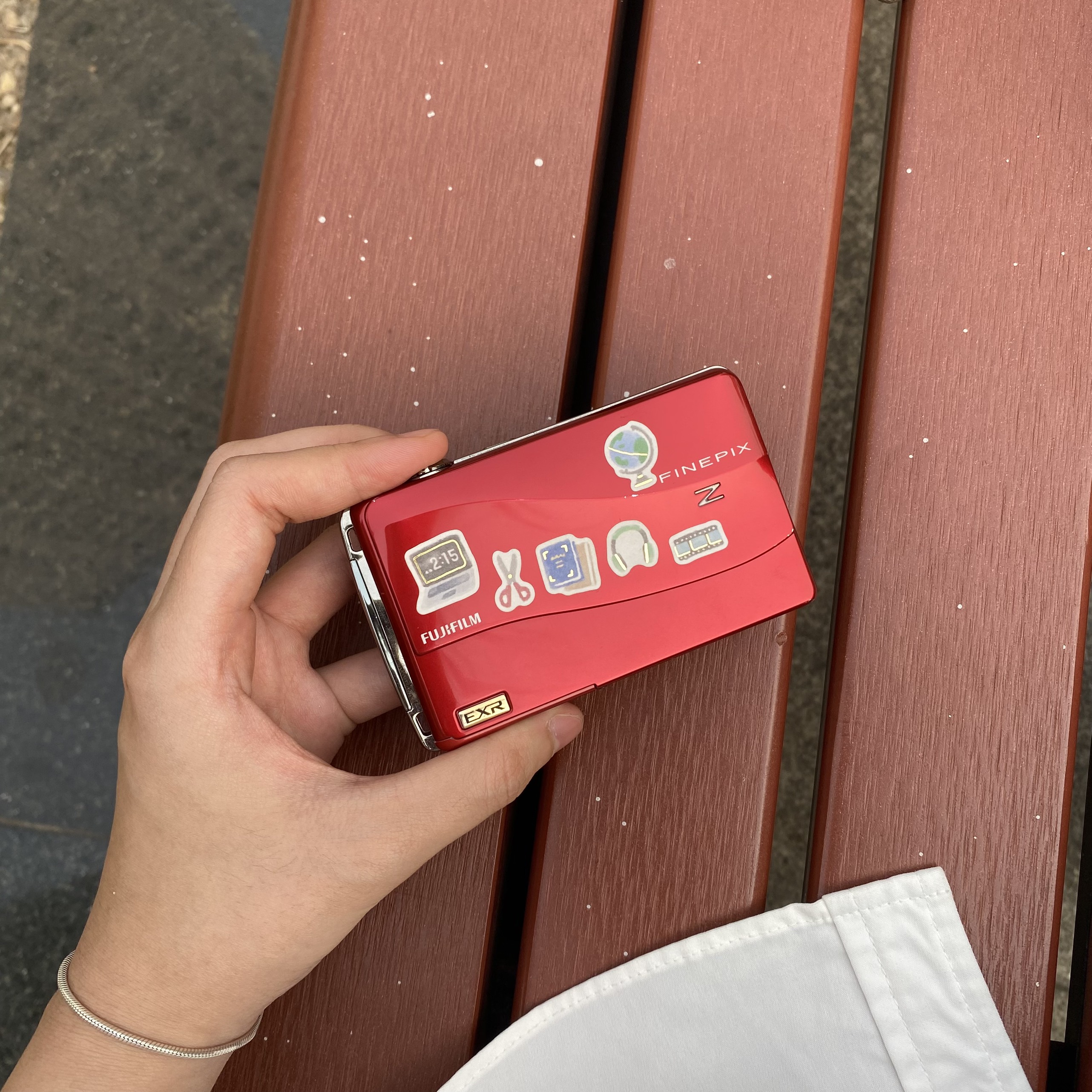 Series máy kỹ thuật số Finepix