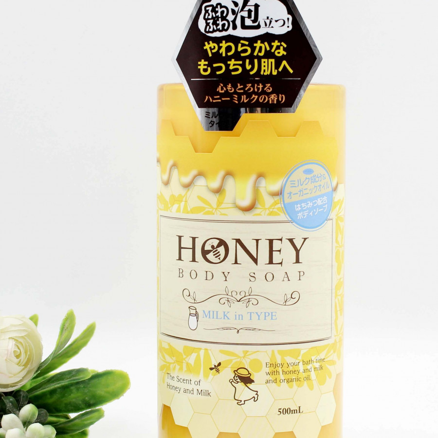 Sữa Tắm Trắng Da Sạch Da Nhật Bản ( HONEY BODY SOAP MILK IN TYPE) 500ML