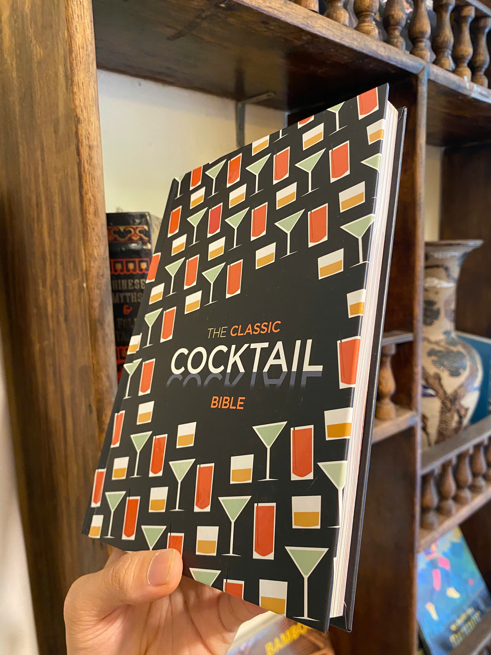 Sách - The Classic Cocktail Bible by William Reavell | Food and Drink Cookbook Recipe English