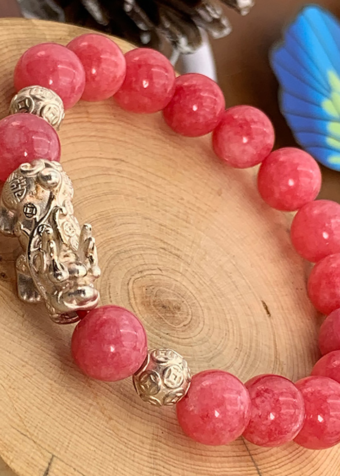 Vòng Đá Thạch Anh Hồng Vân 10 Ly Charm Tỳ Hưu Bạc