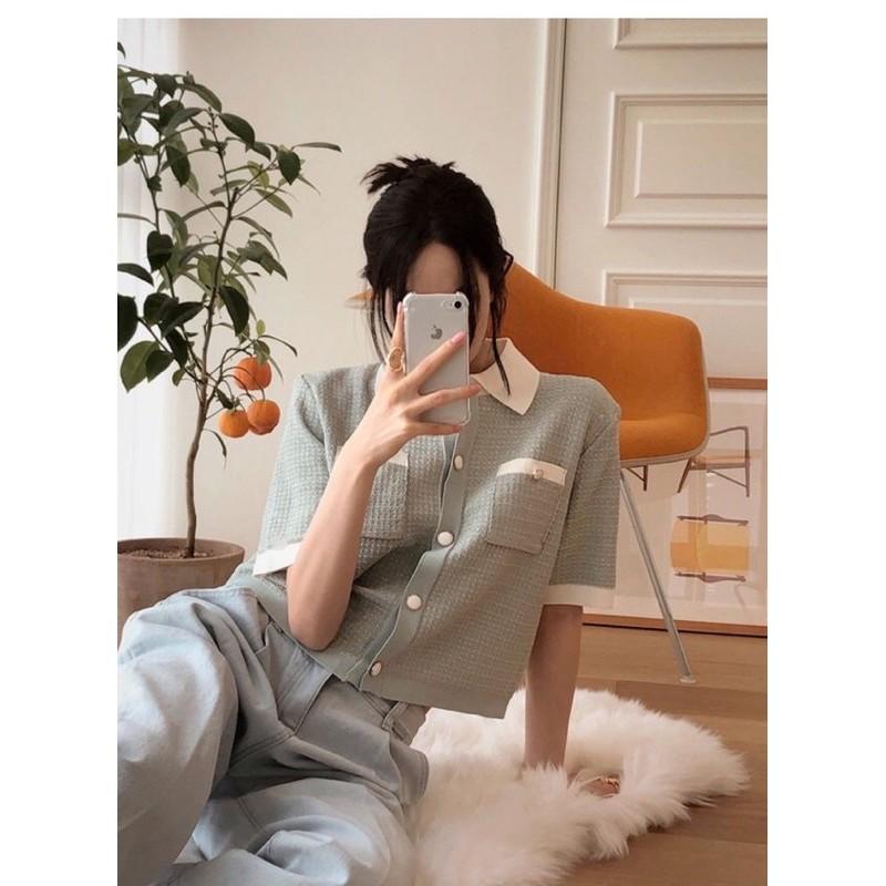 Áo croptop cổ đức