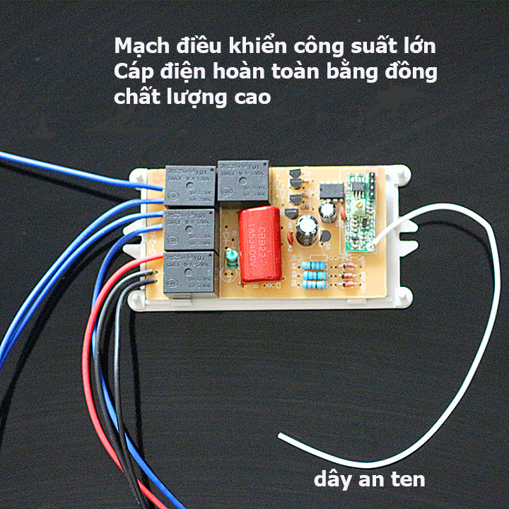 Công tắc điều khiển từ xa 4 cổng (4 kênh ,4 đèn) xuyên tường không dây