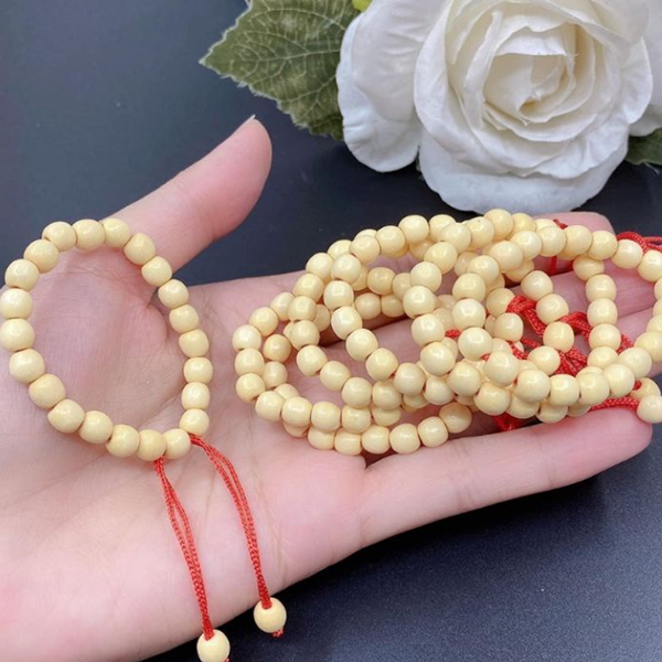Vòng dâu tằm cho bé, giúp bé ngủ ngon, tránh gió, tránh giật mình khi ngủ, bảo vệ bé khi ra ngoài - an toàn tuyệt đối