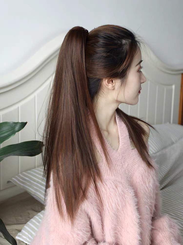 Tóc giả ngoặm thẳng đẹp xuất sắc. Cam kết y hình, giống y tóc thật. Chất tóc tơ cao cấp chịu nhiệt tốt, có thể bấm, uốn, duỗi, gội thoải mái