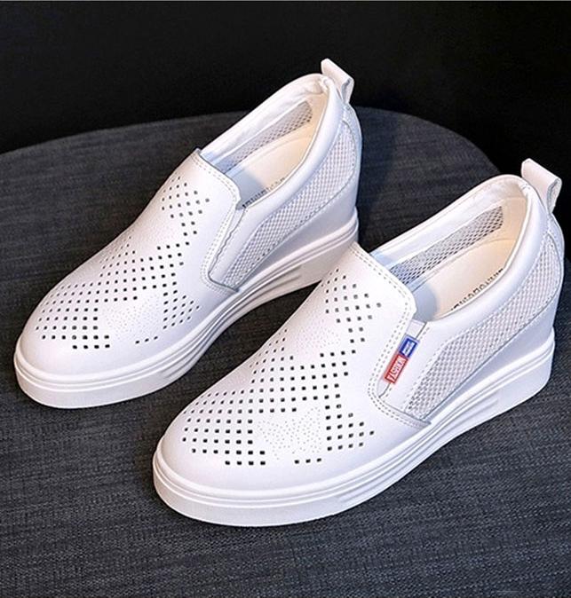 Giày sneaker độn đế ren lưới dập lỗ thoáng C46 trắng