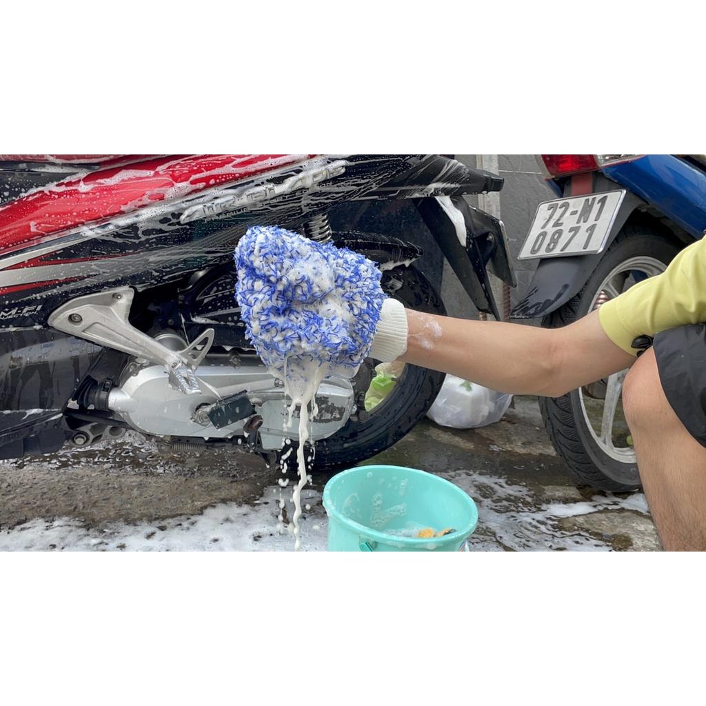 Bao Tay Rửa Xe Siêu Sợi Microfiber Mềm Mịn Giữ Và Tạo Bọt Tốt