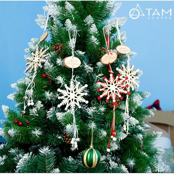Phụ kiện treo Noel bông tuyết gỗ lát cây chữ Merry X-PKTCT-32