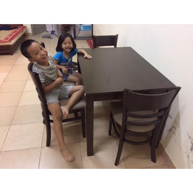 Bộ bàn ăn 4 ghế giá rẻ