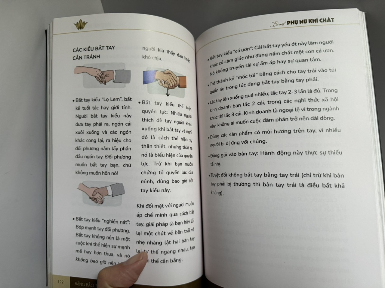 BÍ MẬT PHỤ NỮ KHÍ CHẤT – TỰ TIN VÀ KHÍ CHẤT – Đặng Bảo Trâm – Mochi Books – NXB Lao Động