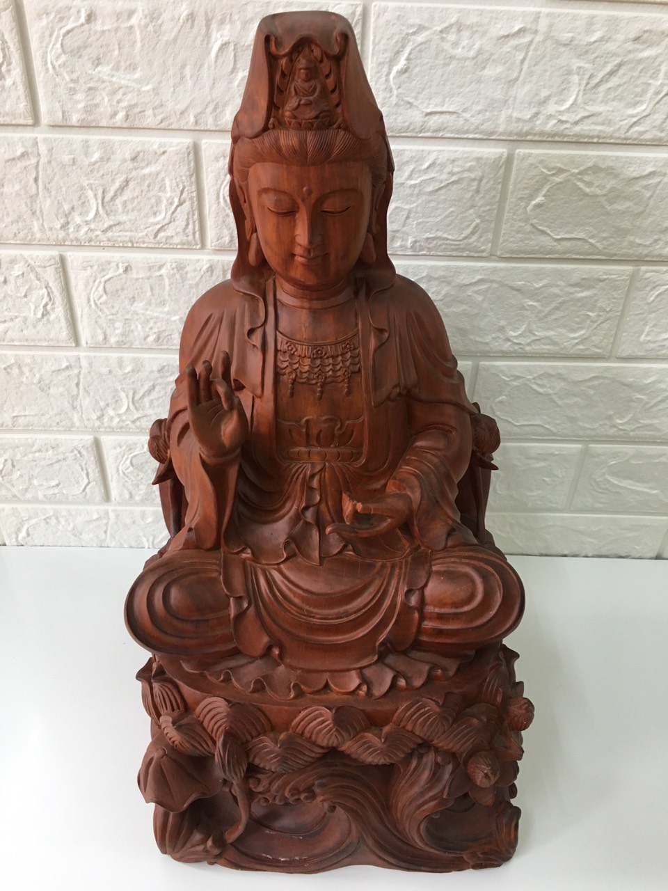 Tượng Phật Quan Âm Bồ Tát gỗ hương